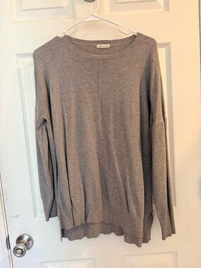 tea n rose Gray Crewneck Pullover